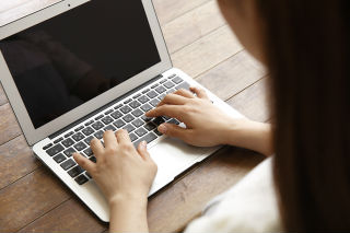 ネットショップで会社設立するときの注意点